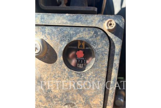 2005 CAT 304CR