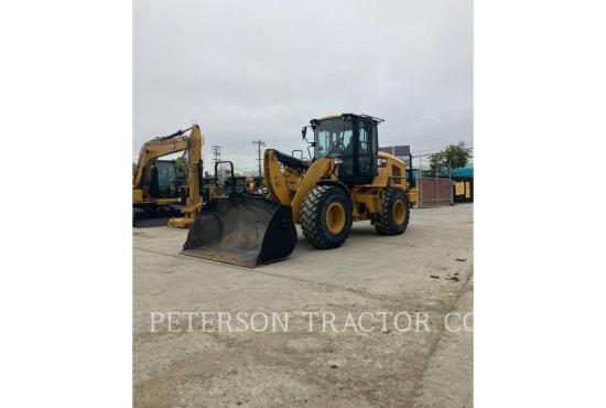 2020 CAT 926M