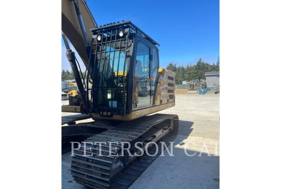 2023 CAT 323