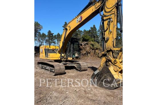 2023 CAT 323