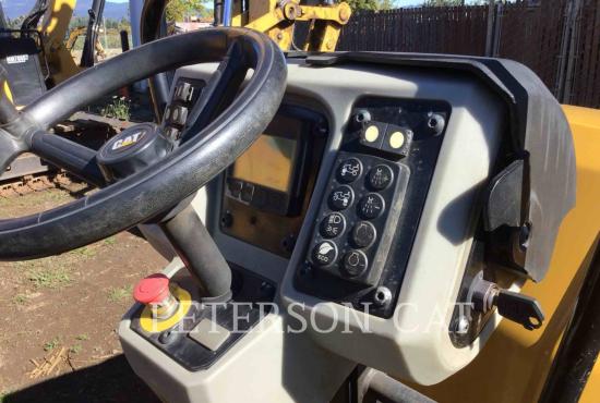 2020 CAT CB24B
