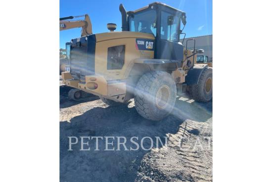 2019 CAT 930M