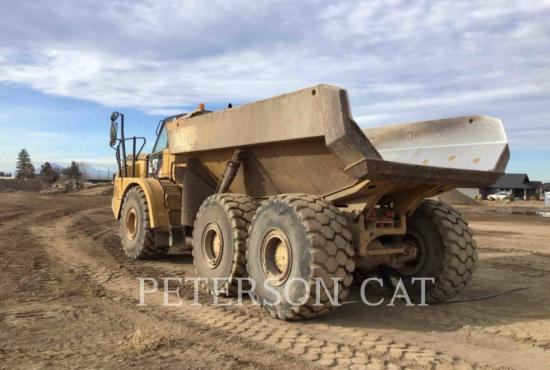 2013 CAT 740B