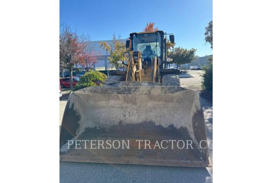 2021 CAT 938M