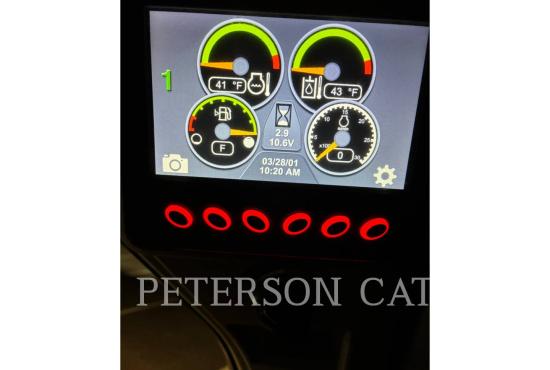 2023 CAT 236D3