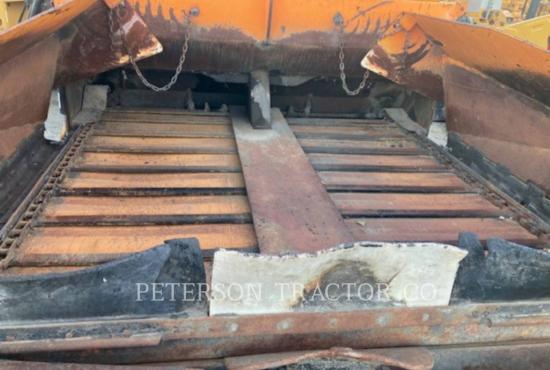 2002 Gilcrest 813R Paver