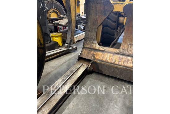 2010 CAT 988H