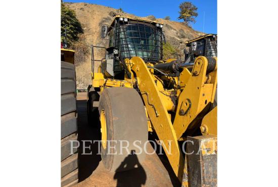 2015 CAT 950M