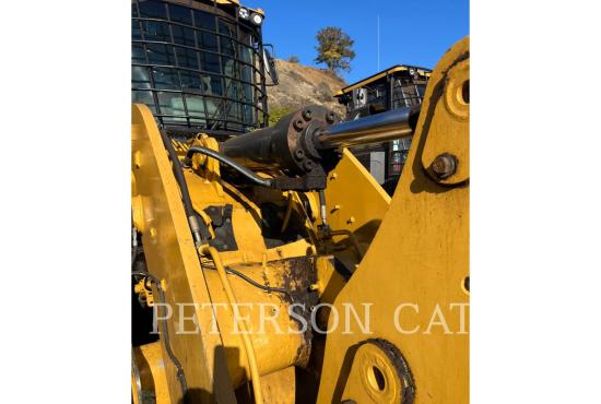 2015 CAT 950M