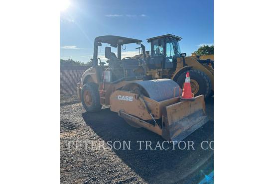 2004 CASE/NEW HOLLAND SV210