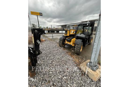2017 CAT TH255C