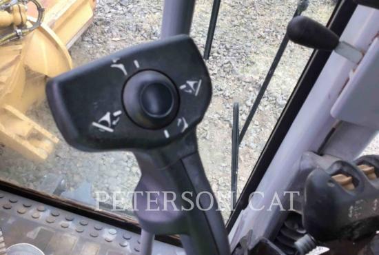 2011 CAT 160M2 AWD