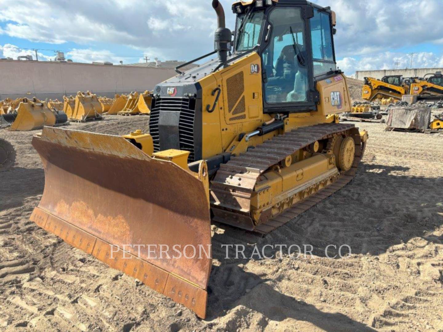 2022 CAT D4 DOZER