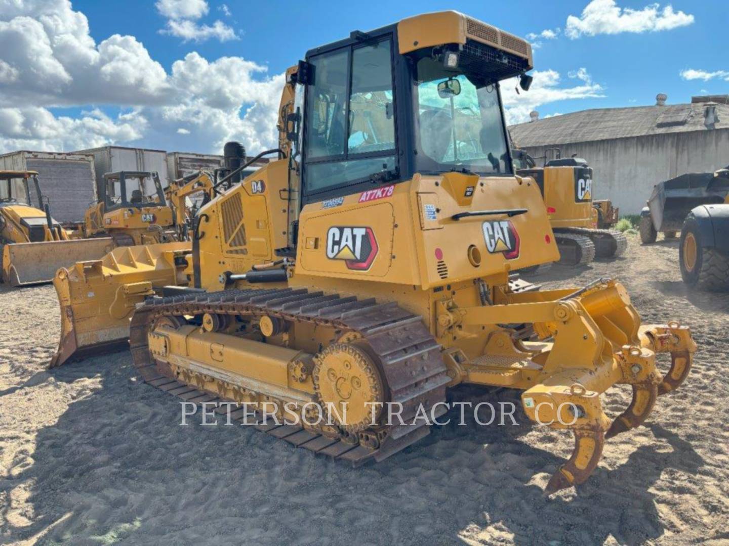 2022 CAT D4 DOZER